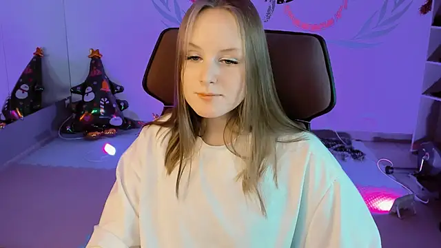 Snapshot of VivienLeeigh chatting on December 27, 2024, 2:36 am VivienLeeigh online show from December 27, 2024, 2:36 am