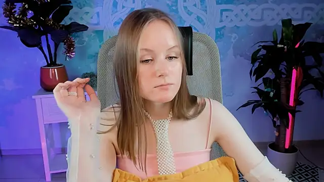 Snapshot of VivienLeeigh chatting on January 8, 2025, 4:22 pm VivienLeeigh online show from January 8, 2025, 4:22 pm