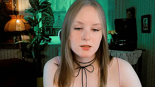 Snapshot of VivienLeeigh chatting on January 26, 2025, 9:08 am VivienLeeigh online show from January 26, 2025, 9:08 am