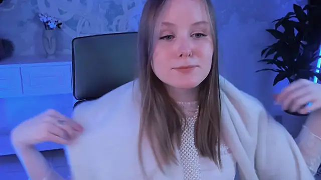 Snapshot of VivienLeeigh chatting on February 8, 2025, 6:12 pm VivienLeeigh online show from February 8, 2025, 6:12 pm