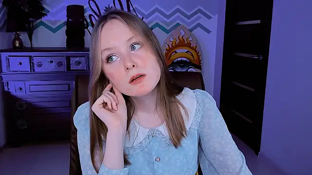 Snapshot of VivienLeeigh chatting on March 13, 2025, 5:07 pm VivienLeeigh online show from March 13, 2025, 5:07 pm