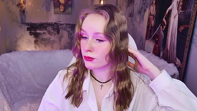 VivienLeeigh online show from March 7, 2026, 5:04 am