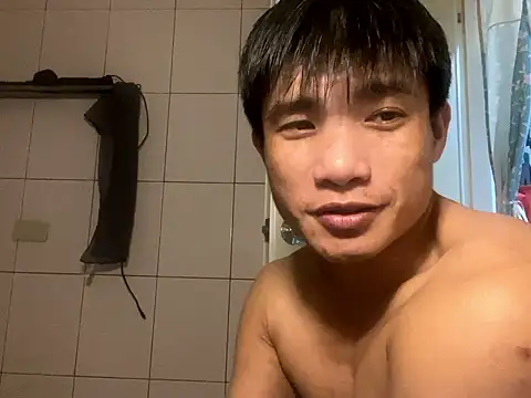 Snapshot of TaiwanSlutBitch chatting on December 2, 2024, 9:17 pm TaiwanSlutBitch online show from December 2, 2024, 9:17 pm