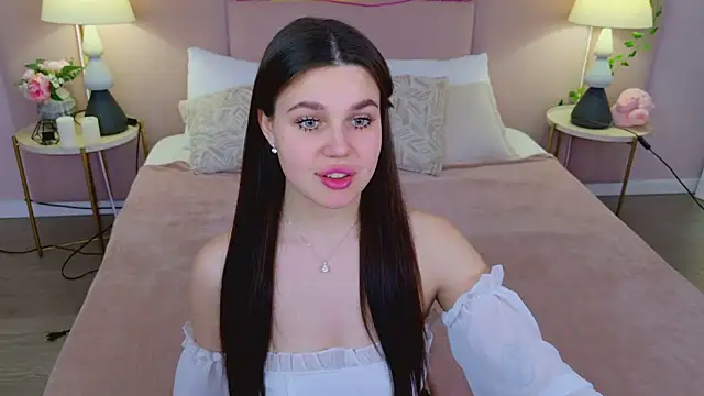 RihannaRose online show from February 26, 2025, 4:14 pm