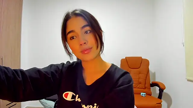 AriaMontgomery online show from February 24, 2025, 5:00 am