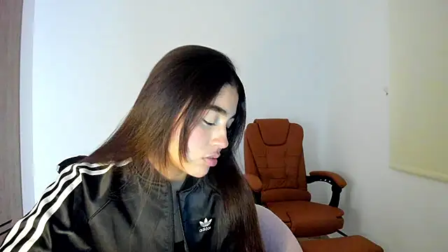 AriaMontgomery online show from February 25, 2025, 5:41 am