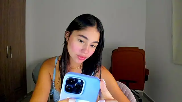 AriaMontgomery online show from March 3, 2025, 11:35 pm