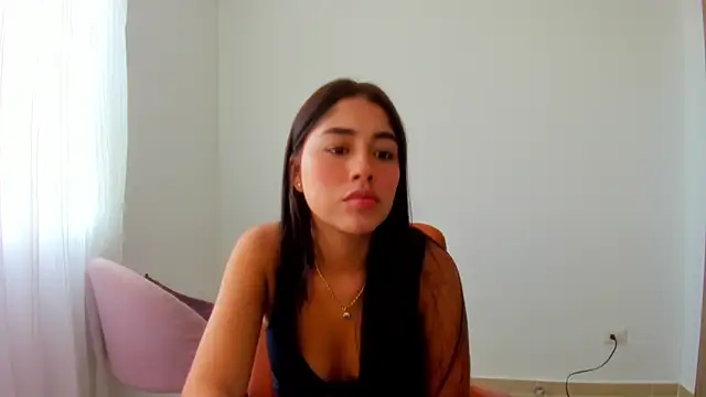 Snapshot of AriaMontgomery chatting on May 4, 2026, 9:11 pm AriaMontgomery online show from May 4, 2026, 9:11 pm