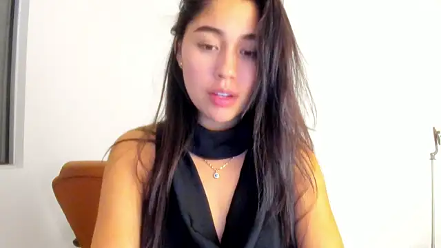 Snapshot of AriaMontgomery chatting on July 5, 2026, 8:21 am AriaMontgomery online show from July 5, 2026, 8:21 am