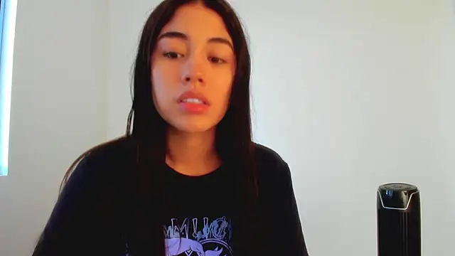 Snapshot of AriaMontgomery chatting on July 16, 2026, 11:00 pm AriaMontgomery online show from July 16, 2026, 11:00 pm
