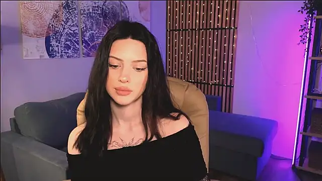 Snapshot of StellaryShy chatting on December 24, 2024, 12:33 pm StellaryShy online show from December 24, 2024, 12:33 pm