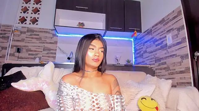 Snapshot of Anastasia2023 chatting on December 6, 2024, 5:42 am Anastasia2023 online show from December 6, 2024, 5:42 am