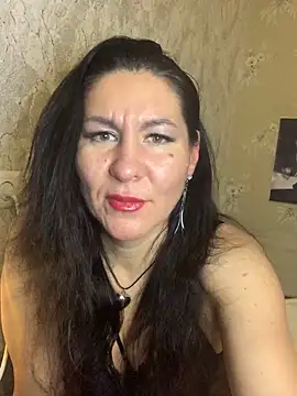 Snapshot of Tina_Moretti chatting on February 12, 2025, 11:51 pm Tina Moretti online show from February 12, 2025, 11:51 pm