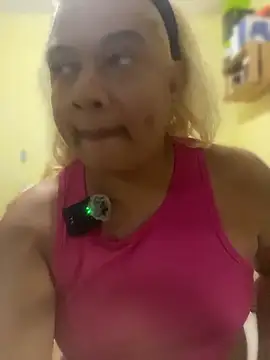DanielitaWM online show from June 13, 2026, 5:38 am