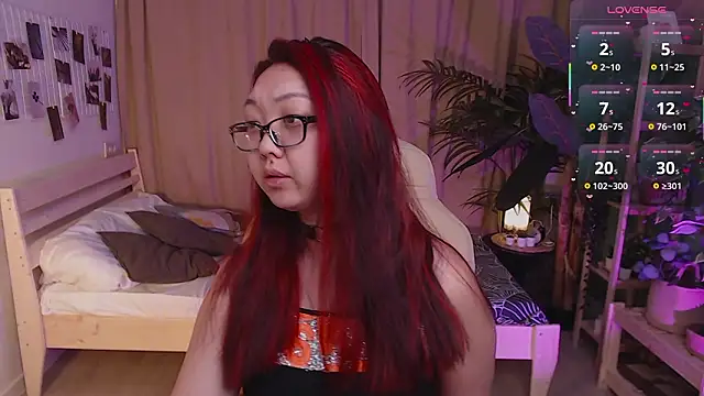 Marine Vact online show from February 13, 2026, 2:02 pm