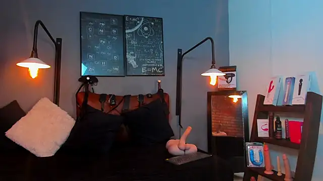 Samantha mature56 online show from April 22, 2026, 2:36 am