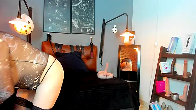 Snapshot of Samantha_mature56 chatting on July 15, 2026, 2:17 am Samantha mature56 online show from July 15, 2026, 2:17 am