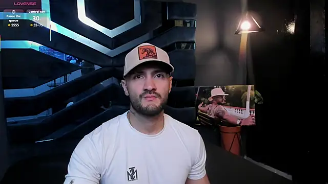 JeanColleman online show from December 18, 2025, 11:11 pm