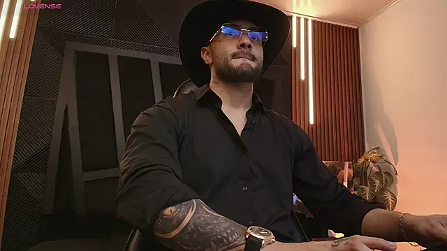 JeanColleman online show from January 13, 2026, 11:21 pm