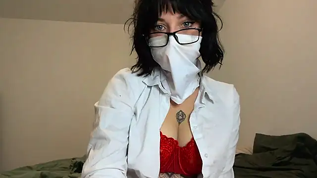 Snapshot of Cleopatra_Candy chatting on November 18, 2025, 9:14 am Cleopatra Candy online show from November 18, 2025, 9:14 am