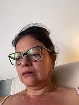 Snapshot of Sharongirl07 chatting on May 22, 2026, 12:55 pm Sharongirl07 online show from May 22, 2026, 12:55 pm