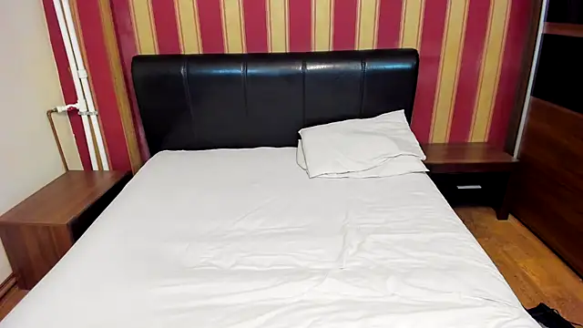 AshPage online show from December 2, 2024, 1:25 am