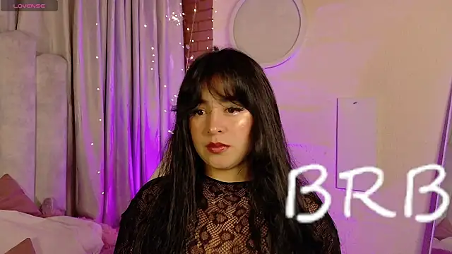 Snapshot of sunshine_maddy chatting on September 12, 2025, 2:00 am sunshine maddy online show from September 12, 2025, 2:00 am