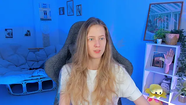 Snapshot of Sharon_Evansi chatting on March 9, 2025, 3:16 pm Sharon Evansi online show from March 9, 2025, 3:16 pm