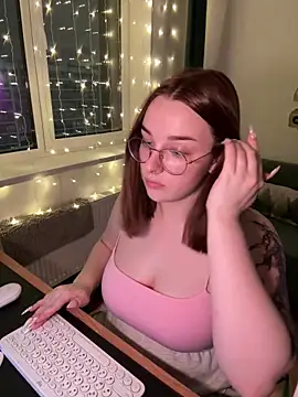 Snapshot of CookyDaisy chatting on January 12, 2025, 3:49 am CookyDaisy online show from January 12, 2025, 3:49 am