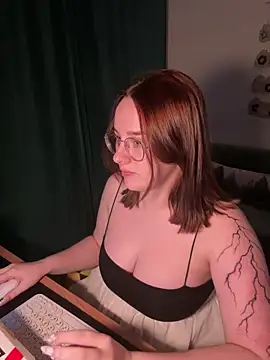 Snapshot of CookyDaisy chatting on January 15, 2025, 12:19 am CookyDaisy online show from January 15, 2025, 12:19 am