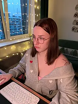 Snapshot of CookyDaisy chatting on January 16, 2025, 6:46 am CookyDaisy online show from January 16, 2025, 6:46 am