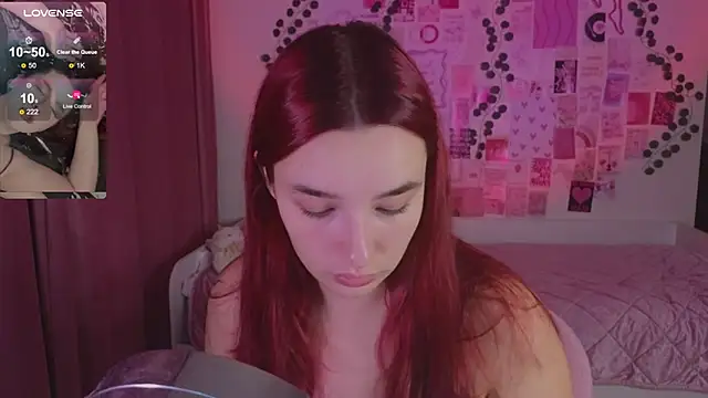 Snapshot of CookyDaisy chatting on October 19, 2025, 12:22 am CookyDaisy online show from October 19, 2025, 12:22 am