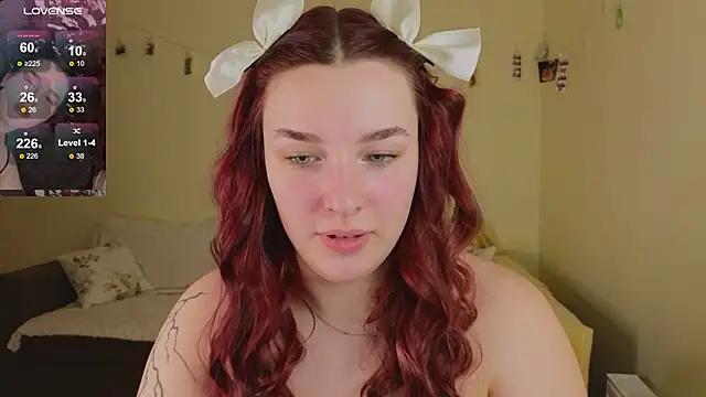 Snapshot of CookyDaisy chatting on February 1, 2026, 7:45 pm CookyDaisy online show from February 1, 2026, 7:45 pm