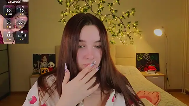 Snapshot of CookyDaisy chatting on March 22, 2026, 5:27 pm CookyDaisy online show from March 22, 2026, 5:27 pm