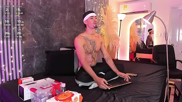 Snapshot of Duriel_ chatting on January 18, 2025, 12:36 pm Duriel online show from January 18, 2025, 12:36 pm