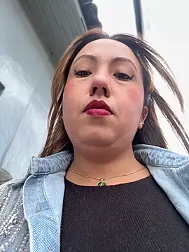 VIOLETA-25  online show from November 12, 2025, 3:01 pm