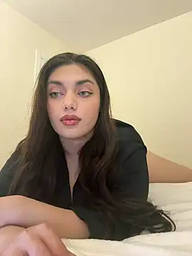 Snapshot of Sweet_Khalifa_ chatting on December 10, 2024, 2:17 pm Sweet Khalifa online show from December 10, 2024, 2:17 pm