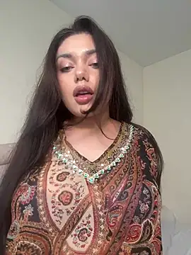 Sweet Khalifa  online show from July 30, 2026, 1:32 pm
