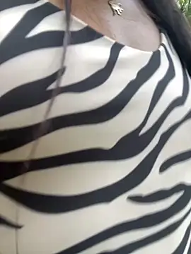 Snapshot of steisy325 chatting on February 2, 2025, 5:48 pm steisy325 online show from February 2, 2025, 5:48 pm