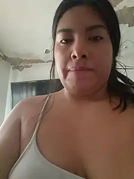 Snapshot of steisy325 chatting on July 23, 2026, 1:20 pm steisy325 online show from July 23, 2026, 1:20 pm