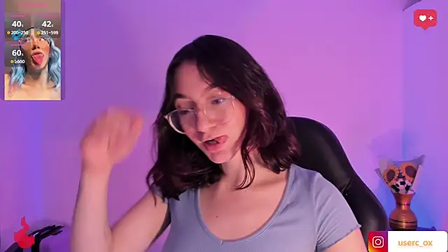 Snapshot of haanna_thompsoon chatting on February 13, 2025, 11:26 pm haanna thompsoon online show from February 13, 2025, 11:26 pm