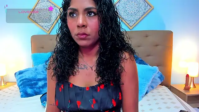 Snapshot of Edelaine_rogers chatting on August 5, 2026, 2:14 am Edelaine rogers online show from August 5, 2026, 2:14 am