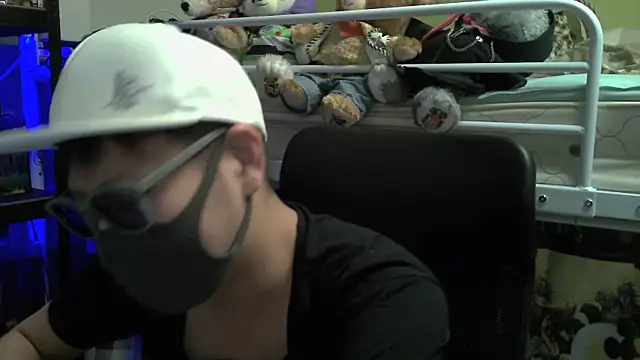 Owl1216 online show from December 12, 2024, 12:33 pm