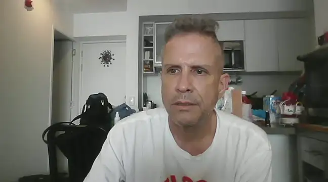 Snapshot of Diegoperrote682661 chatting on February 7, 2025, 8:42 pm Diegoperrote682661 online show from February 7, 2025, 8:42 pm