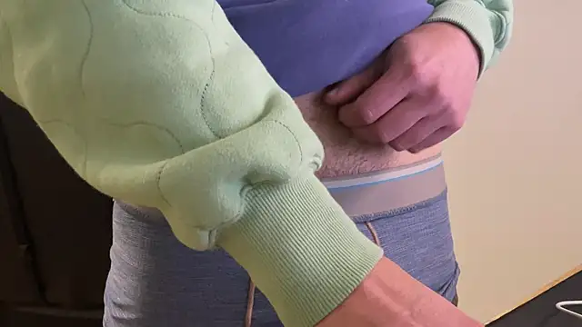 Dylansd online show from January 8, 2025, 4:55 am