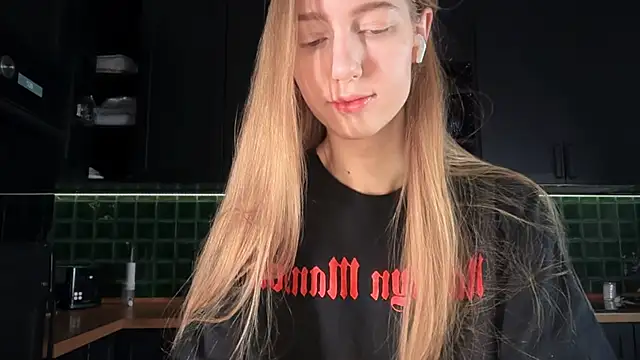 solar bella online show from February 5, 2026, 5:01 am