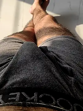 themostnaughtiestguyy online show from November 21, 2025, 2:54 am