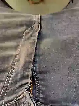 themostnaughtiestguyy online show from April 23, 2026, 4:57 am