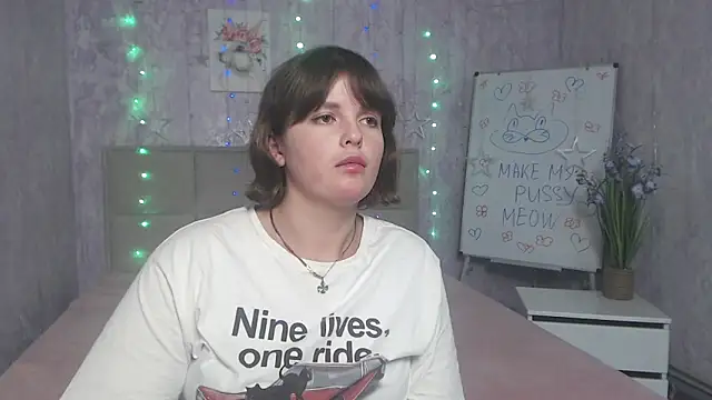 StaceyLex online show from September 23, 2025, 8:50 am