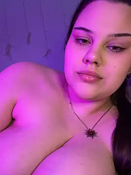 Snapshot of 31MoonLight13 chatting on March 8, 2025, 10:24 pm 31MoonLight13 online show from March 8, 2025, 10:24 pm